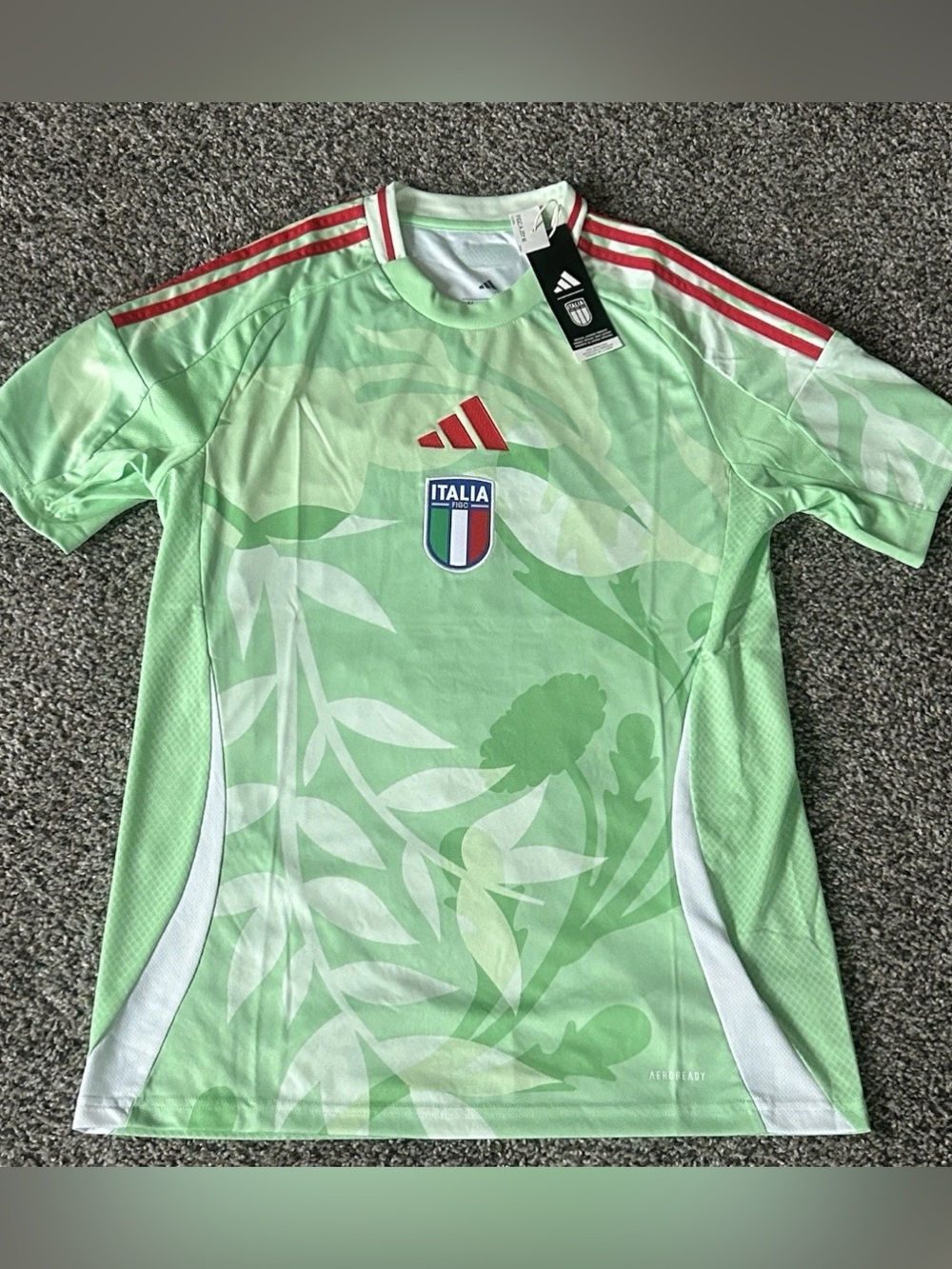 Adidas Italy 2025 Women’s Team Soccer Jersey Green Mens Small Slim Fit JF0604
